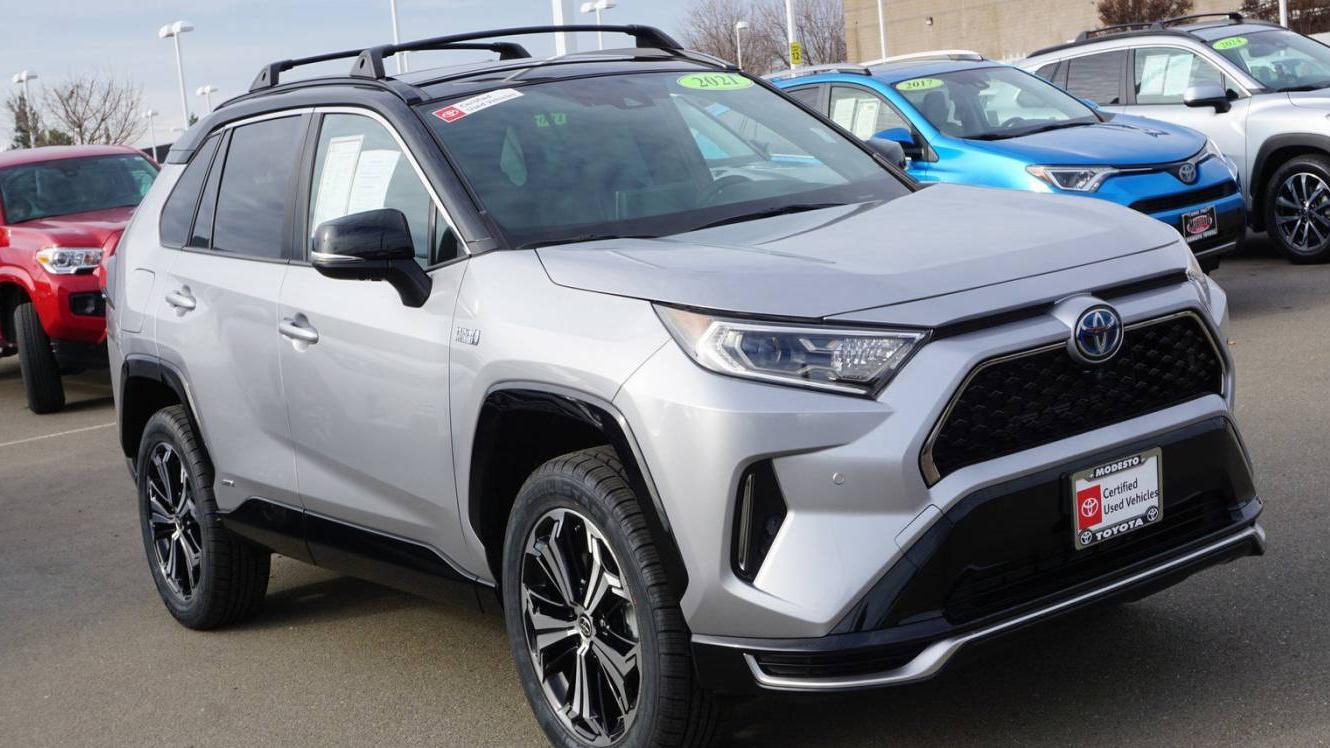 TOYOTA RAV4 PRIME 2021 JTMFB3FV4MD043747 image